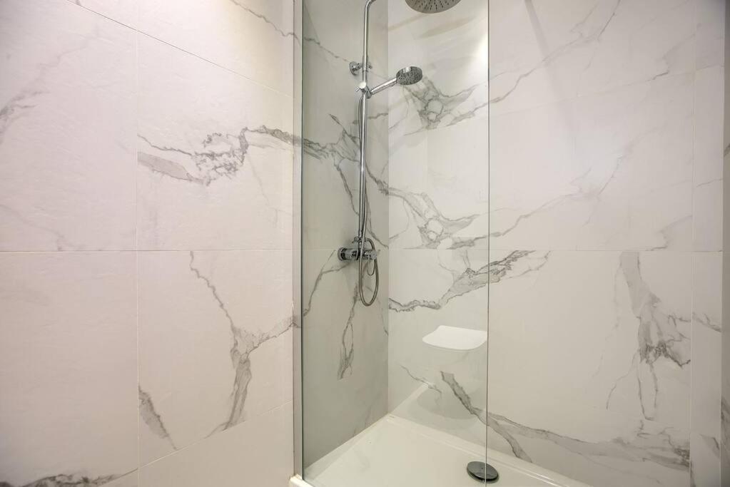 Cozy Flat In The Center Of Madrid-Comend-3-De Bagian luar foto